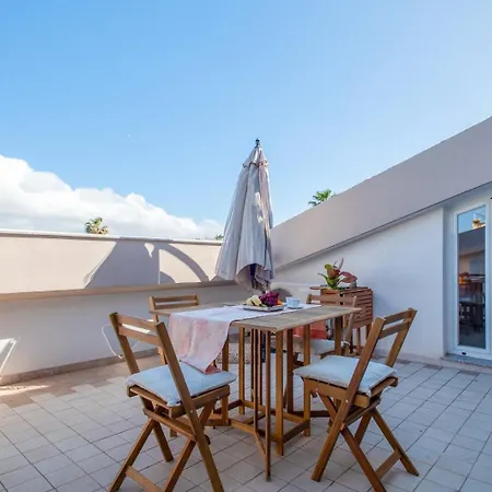 Apartment Coralgio *