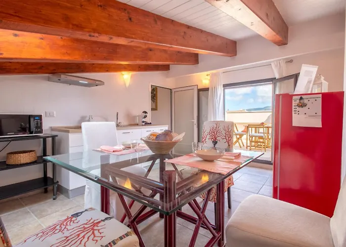 Coralgio Apartment *